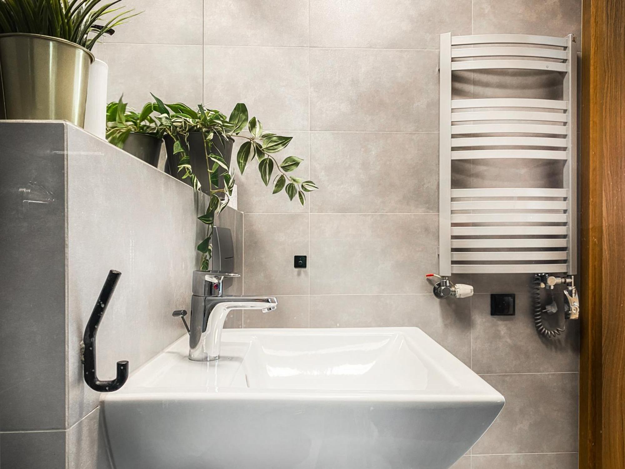Cozy Apartment With Ac For Couples - Old Town Cracovie Extérieur photo