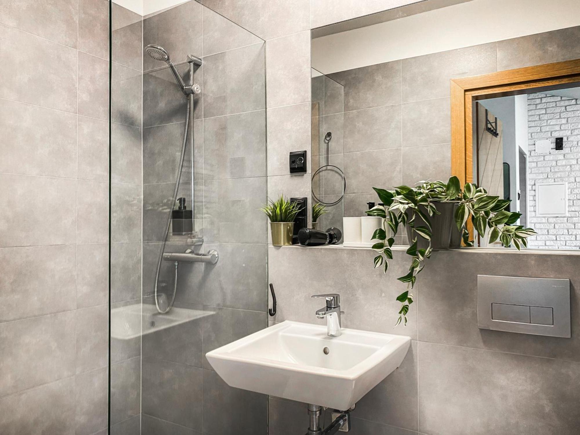 Cozy Apartment With Ac For Couples - Old Town Cracovie Extérieur photo