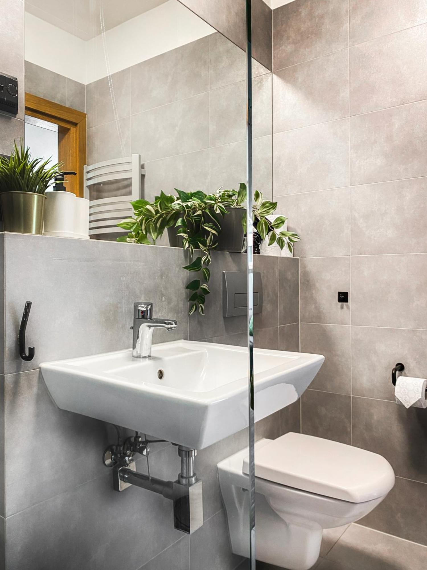 Cozy Apartment With Ac For Couples - Old Town Cracovie Extérieur photo